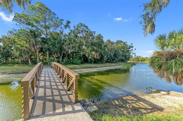 5098 HANGING MOSS LANE, Sarasota, FL 34238