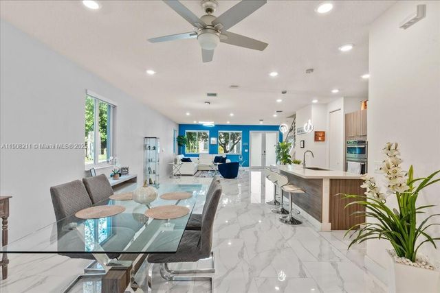 6680 NW 102nd Path, Doral, FL 33178