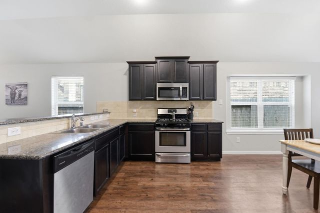 3050 Hawthorne Glen Lane, League City, TX 77539