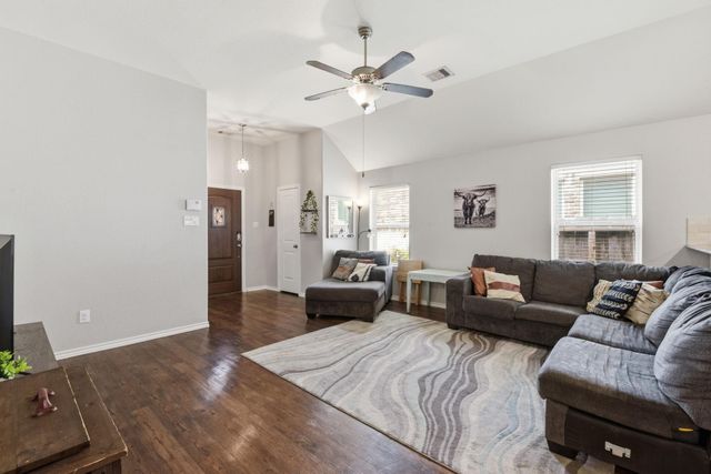 3050 Hawthorne Glen Lane, League City, TX 77539