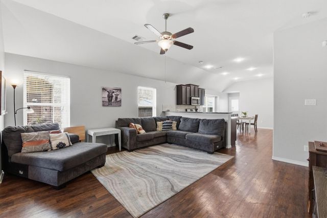 3050 Hawthorne Glen Lane, League City, TX 77539