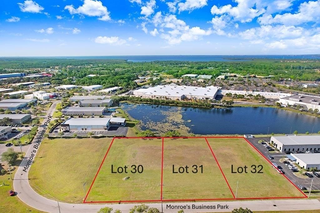 13836 MONROES BUSINESS PARK Lot 31, Tampa, FL 33635