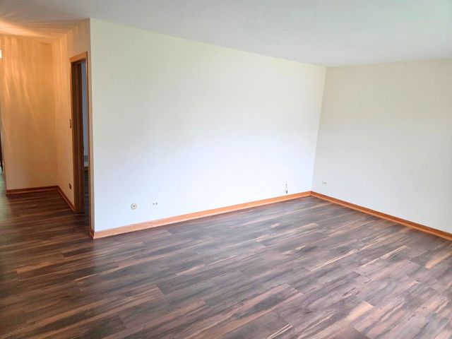 310 Starling Court B, Bloomingdale, IL 60108