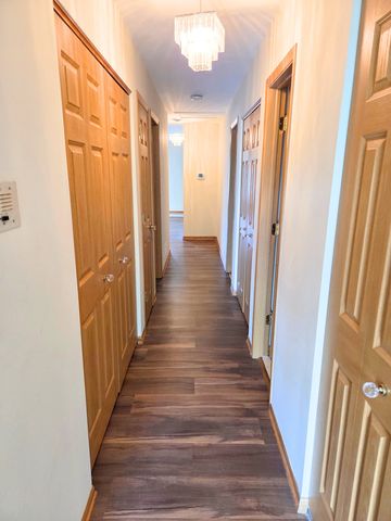 310 Starling Court B, Bloomingdale, IL 60108