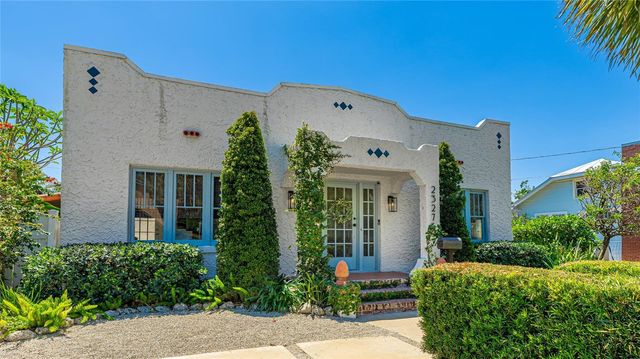2327 7TH AVENUE W, Bradenton, FL 34205
