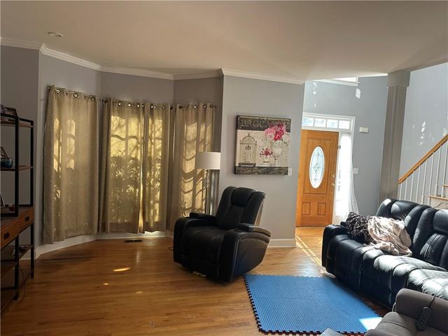 7029 Hunters Ridge, Woodstock, GA 30189