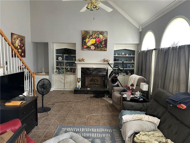 7029 Hunters Ridge, Woodstock, GA 30189