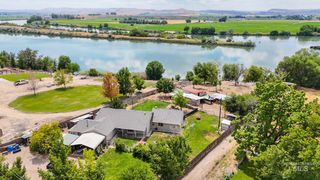 27499 Pioneer Ln, Parma, ID 83660