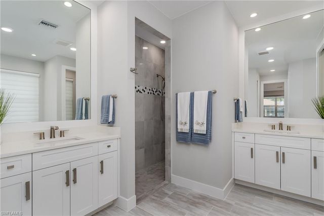 1148 Breakwater Breakwater CT, Marco Island, FL 34145