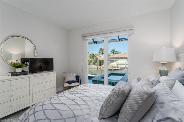 1148 Breakwater Breakwater CT, Marco Island, FL 34145