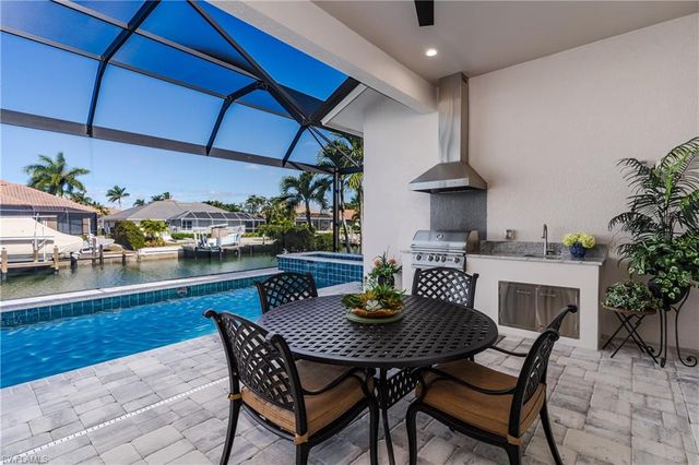 1148 Breakwater Breakwater CT, Marco Island, FL 34145