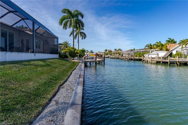 1148 Breakwater Breakwater CT, Marco Island, FL 34145