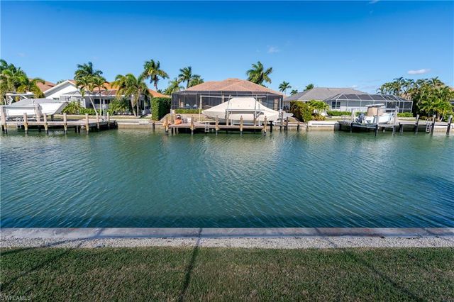 1148 Breakwater Breakwater CT, Marco Island, FL 34145
