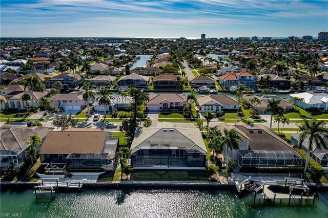 1148 Breakwater Breakwater CT, Marco Island, FL 34145