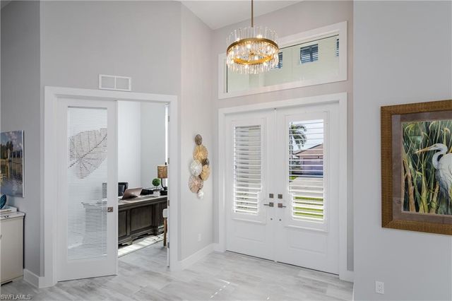 1148 Breakwater Breakwater CT, Marco Island, FL 34145