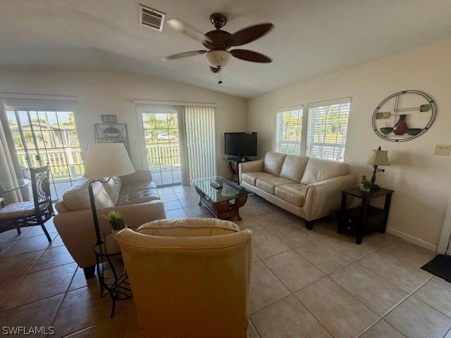 1671 Diamond Lake CIR, Naples, FL 34114