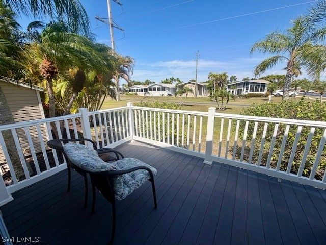 1671 Diamond Lake CIR, Naples, FL 34114
