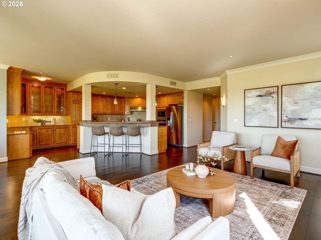 5433 Se SCENIC Ln 104, Vancouver, WA 98661
