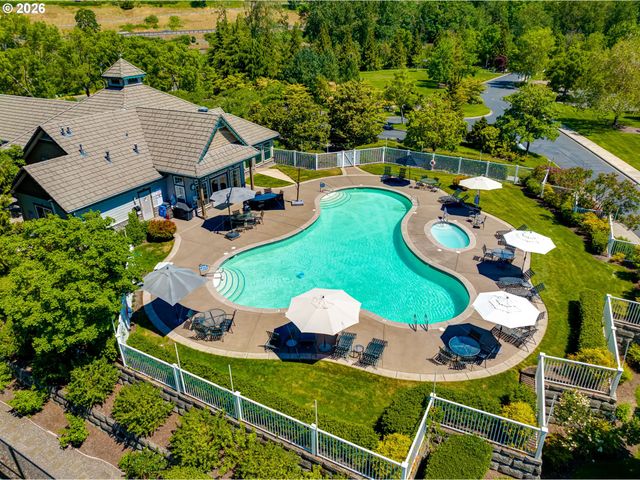 5433 Se SCENIC Ln 104, Vancouver, WA 98661