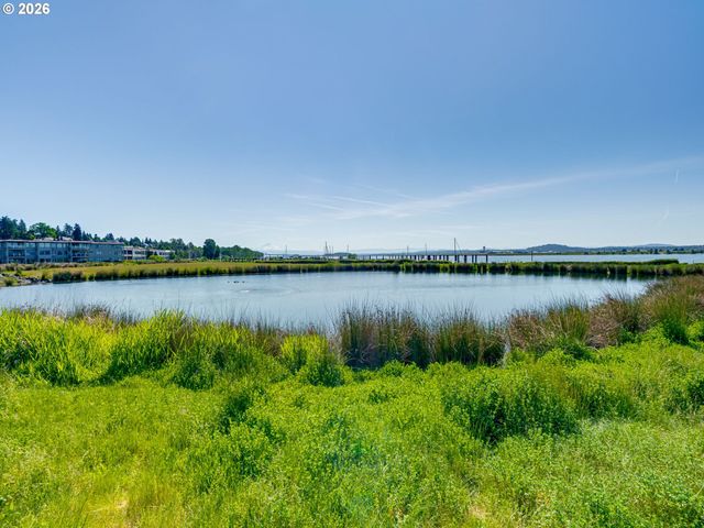 5433 Se SCENIC Ln 104, Vancouver, WA 98661