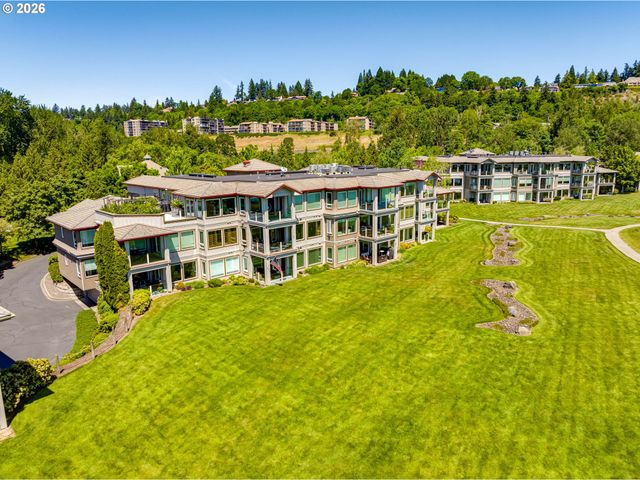 5433 Se SCENIC Ln 104, Vancouver, WA 98661