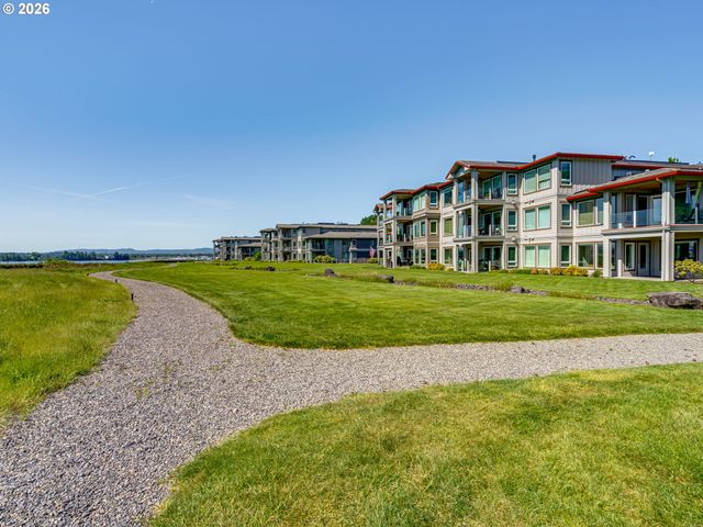 5433 Se SCENIC Ln 104, Vancouver, WA 98661