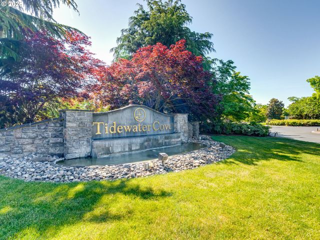 5433 Se SCENIC Ln 104, Vancouver, WA 98661