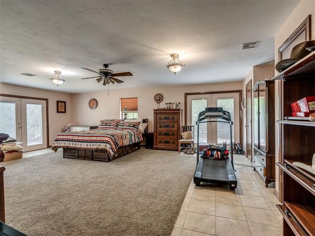 710 Deano Dr, Tuttle, OK 73089