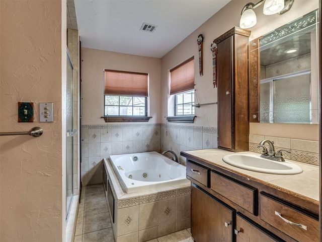 710 Deano Dr, Tuttle, OK 73089