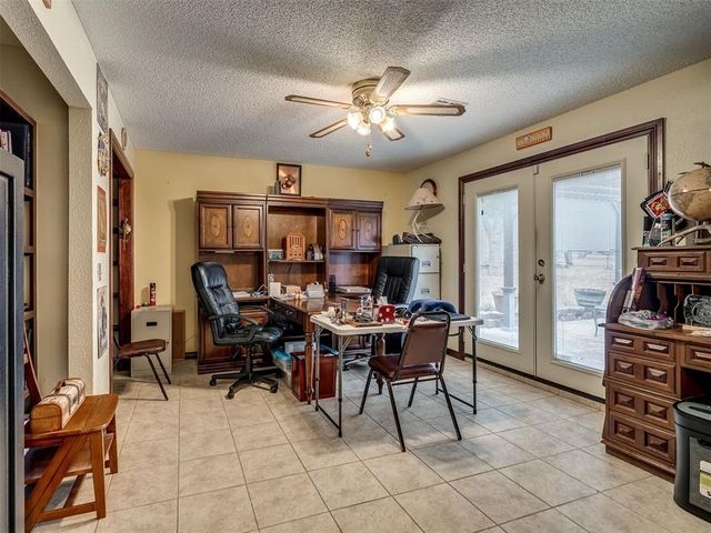 710 Deano Dr, Tuttle, OK 73089