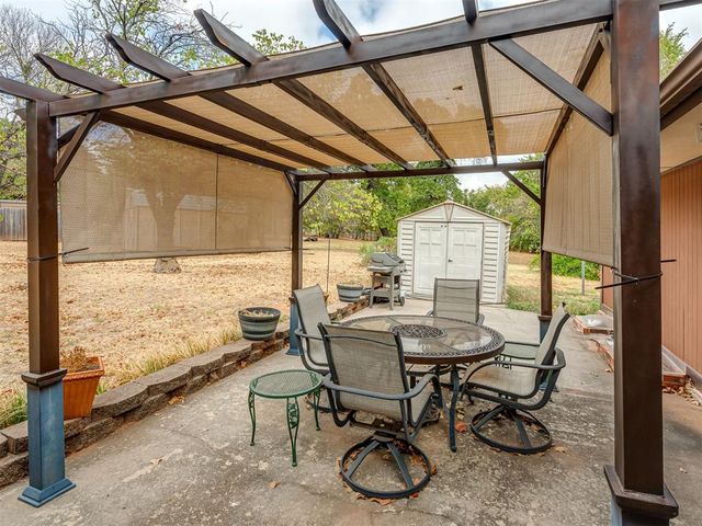710 Deano Dr, Tuttle, OK 73089
