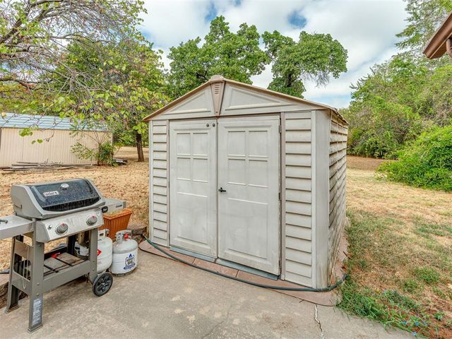 710 Deano Dr, Tuttle, OK 73089