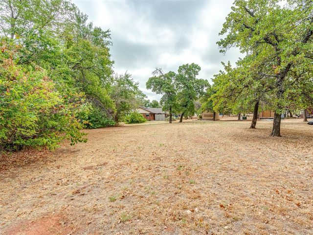 710 Deano Dr, Tuttle, OK 73089