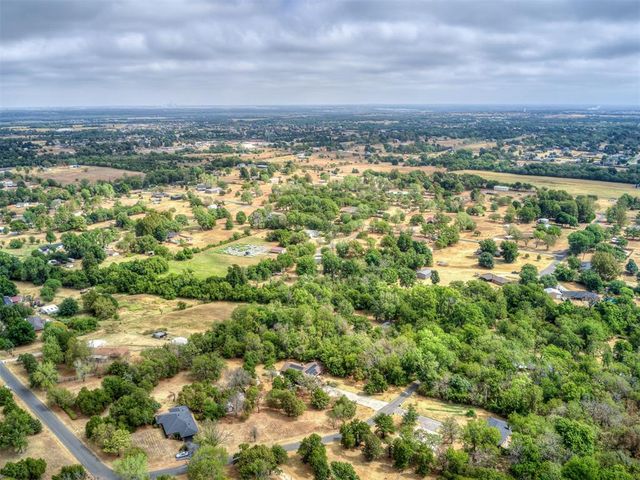 710 Deano Dr, Tuttle, OK 73089