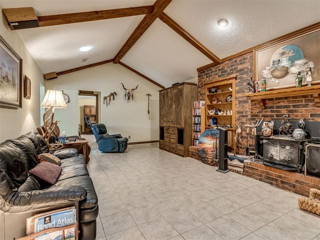 710 Deano Dr, Tuttle, OK 73089