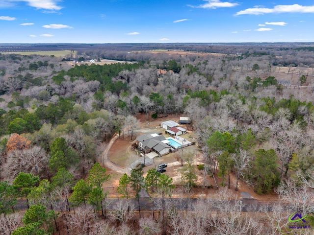 551 Felton Wood Road, Byron, GA 31008