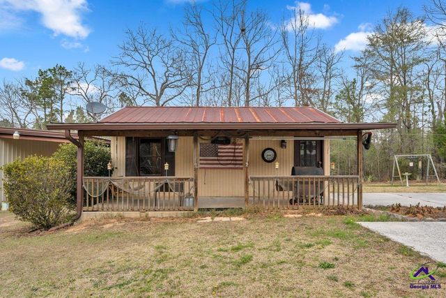 551 Felton Wood Road, Byron, GA 31008