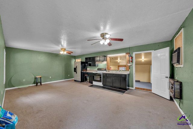 551 Felton Wood Road, Byron, GA 31008