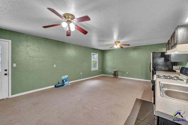 551 Felton Wood Road, Byron, GA 31008