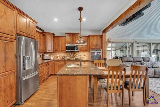 551 Felton Wood Road, Byron, GA 31008