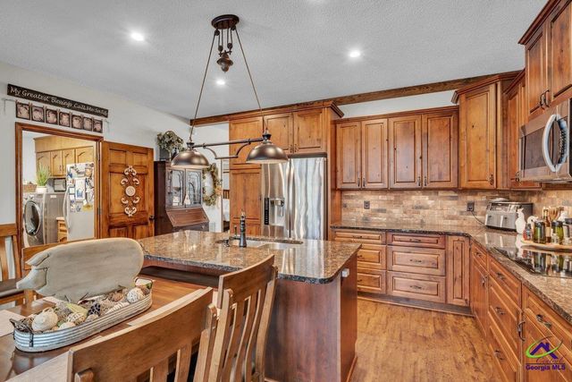 551 Felton Wood Road, Byron, GA 31008