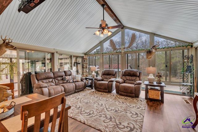 551 Felton Wood Road, Byron, GA 31008