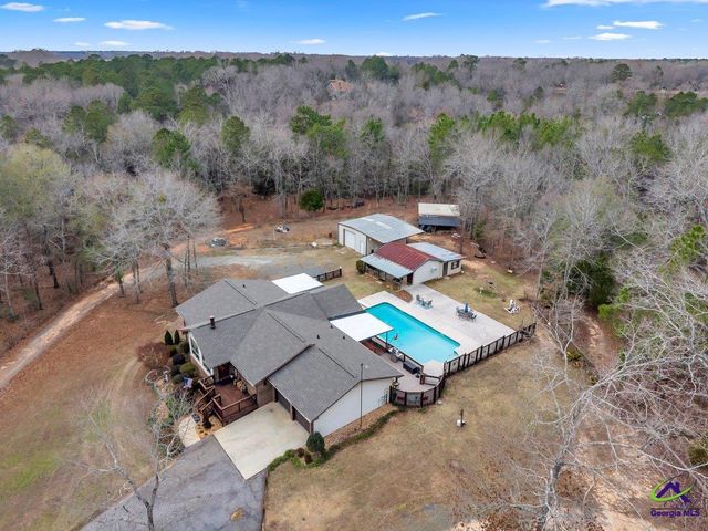 551 Felton Wood Road, Byron, GA 31008