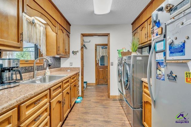 551 Felton Wood Road, Byron, GA 31008