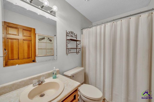 551 Felton Wood Road, Byron, GA 31008