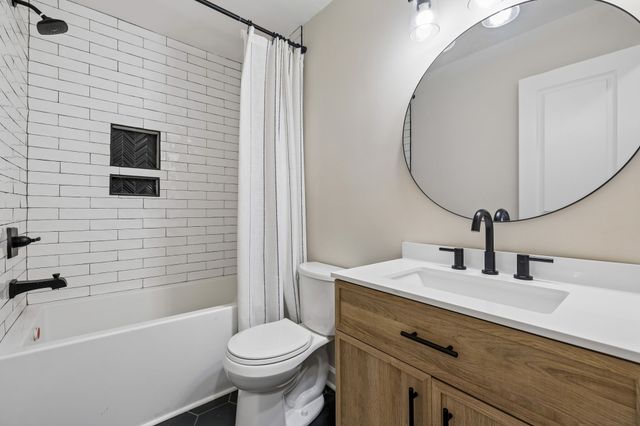 301 Carol Dr, Columbia, TN 38401