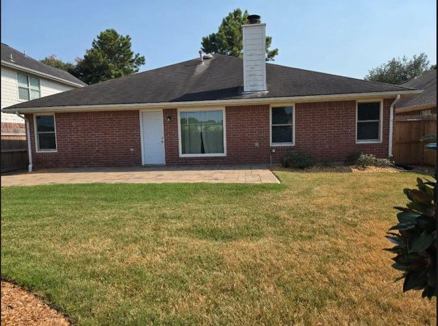19631 Amistad Dr, Tomball, TX 77375