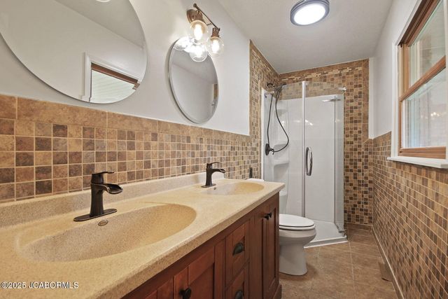 232 PHEASANT LANE, Holts Summit, MO 65043