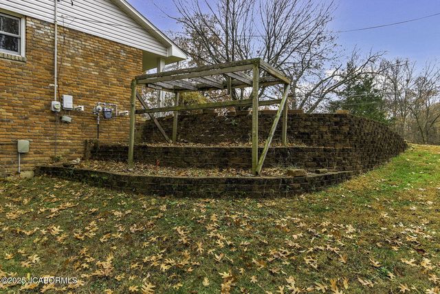 232 PHEASANT LANE, Holts Summit, MO 65043