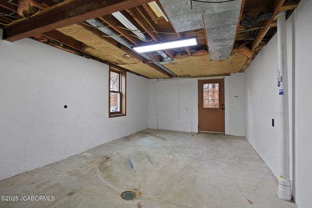 232 PHEASANT LANE, Holts Summit, MO 65043